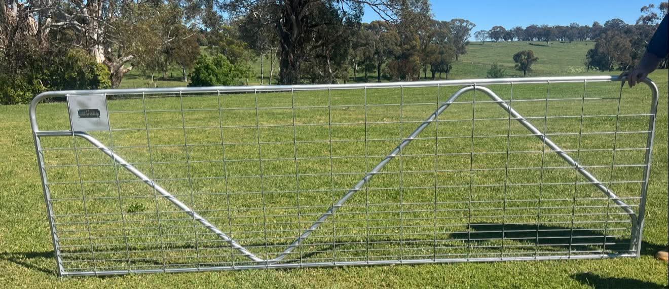 12ft N Brace Farm Gate 3600x1170mm