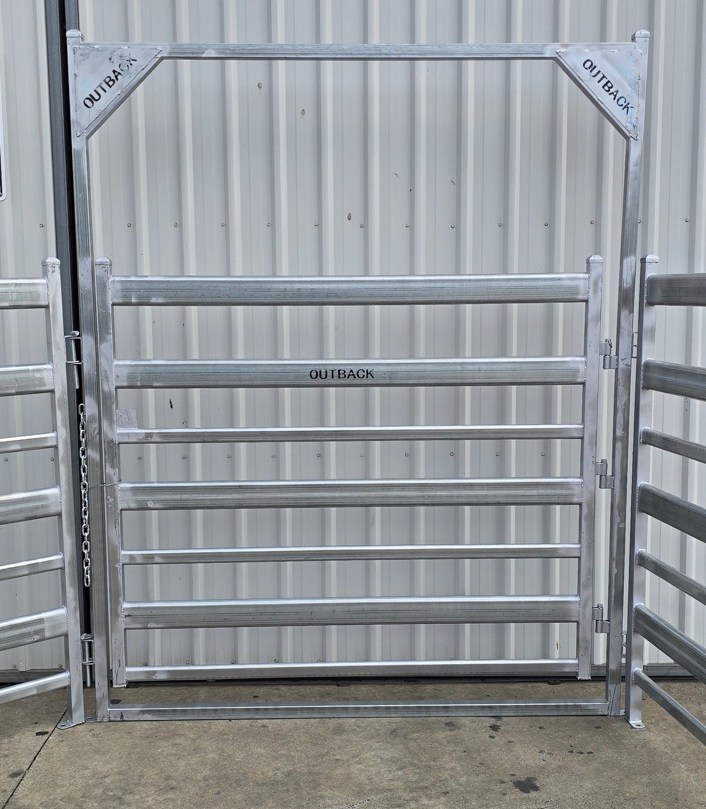 High Top Ride Through Gate
