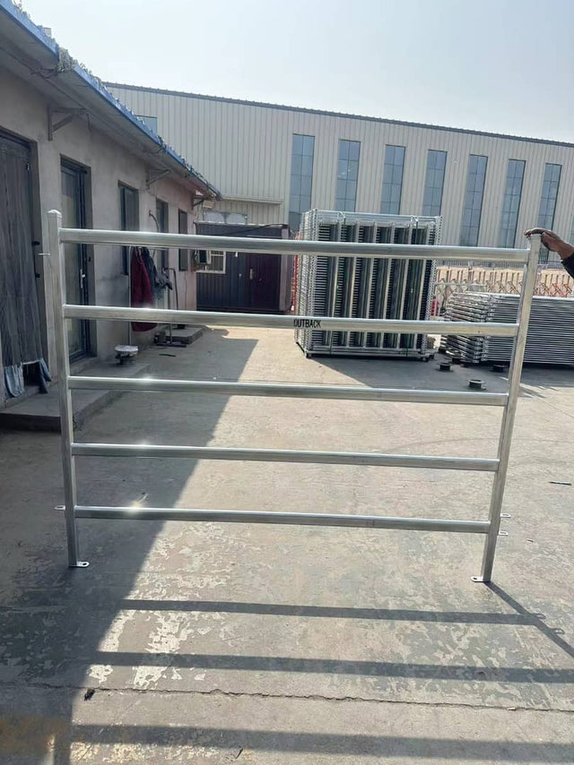 Livestock Panel 2100 x 1650 (5 rail) - Outback Fencing and Steel Supplies